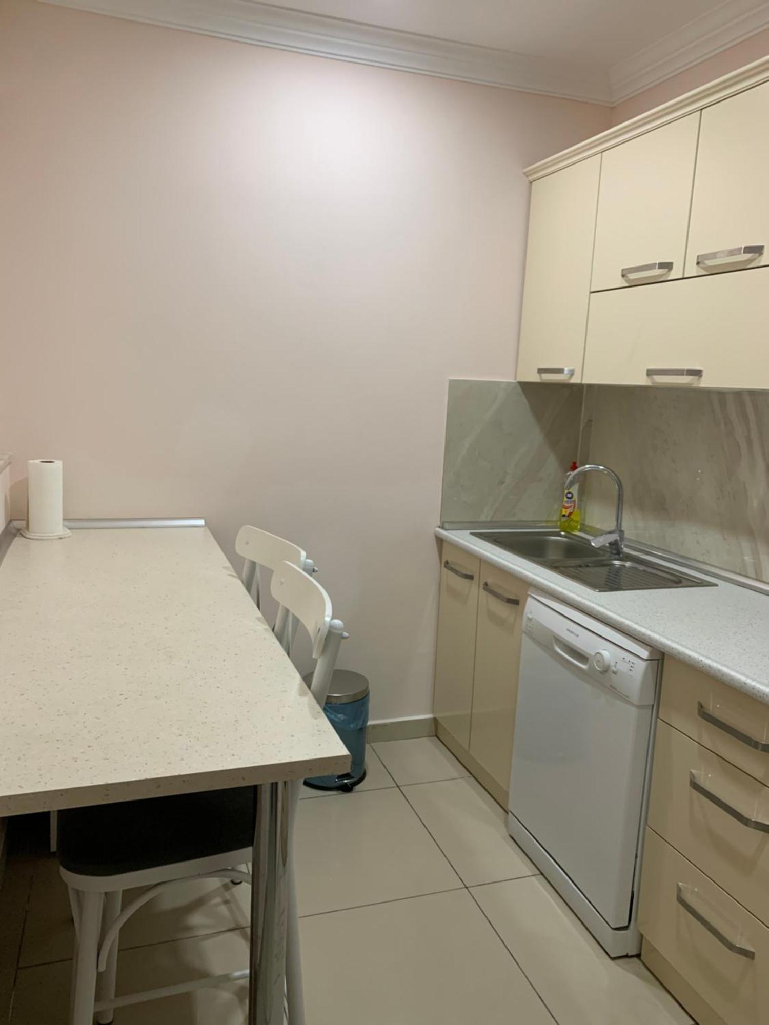 Esa Apart Hotel Trabzon Bagian luar foto